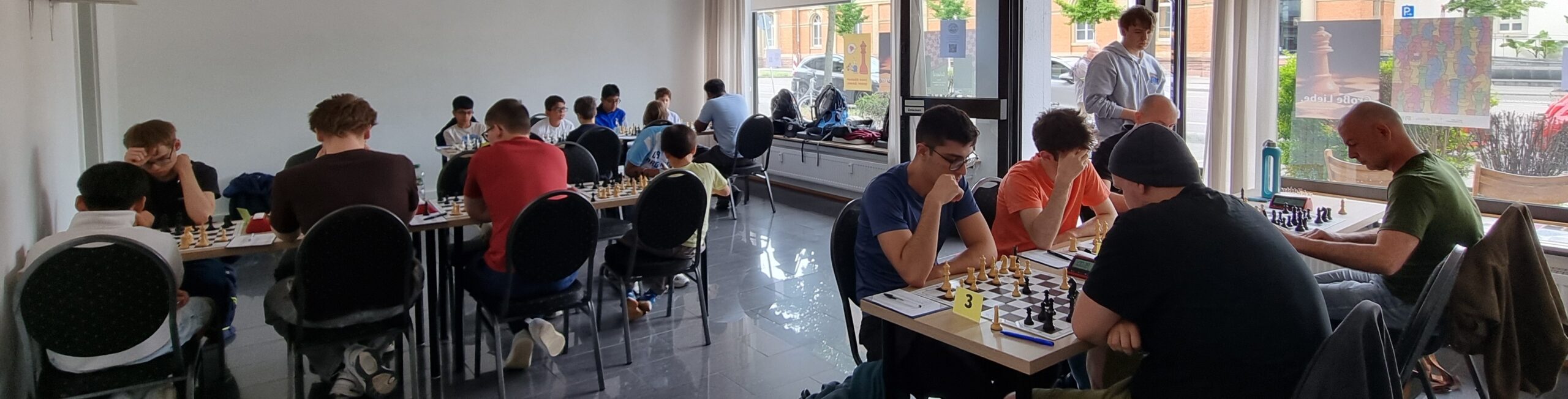 22 Teilnehmer beim Karlsruher DWZ Open im Juni